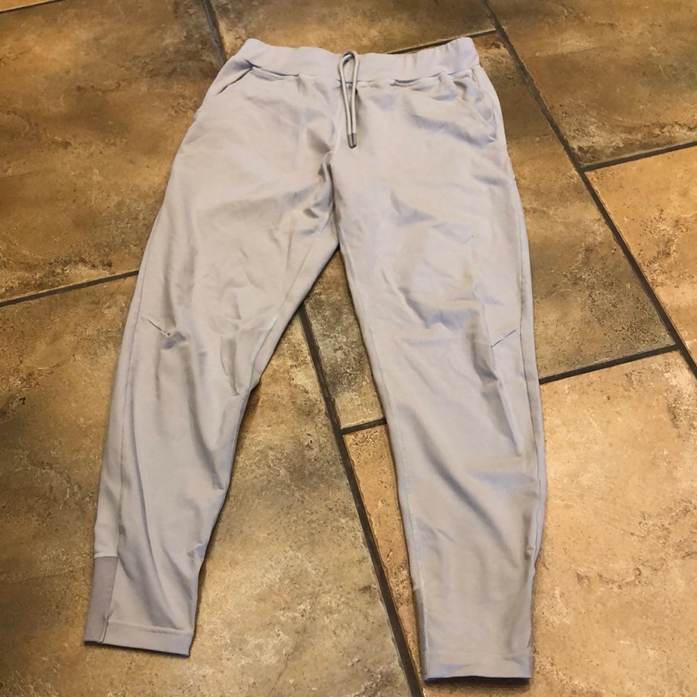Alphalete joggers